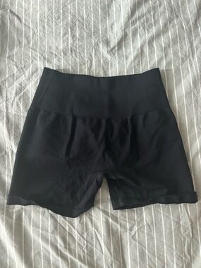 Black High-Waist Seamless Women’s Shorts